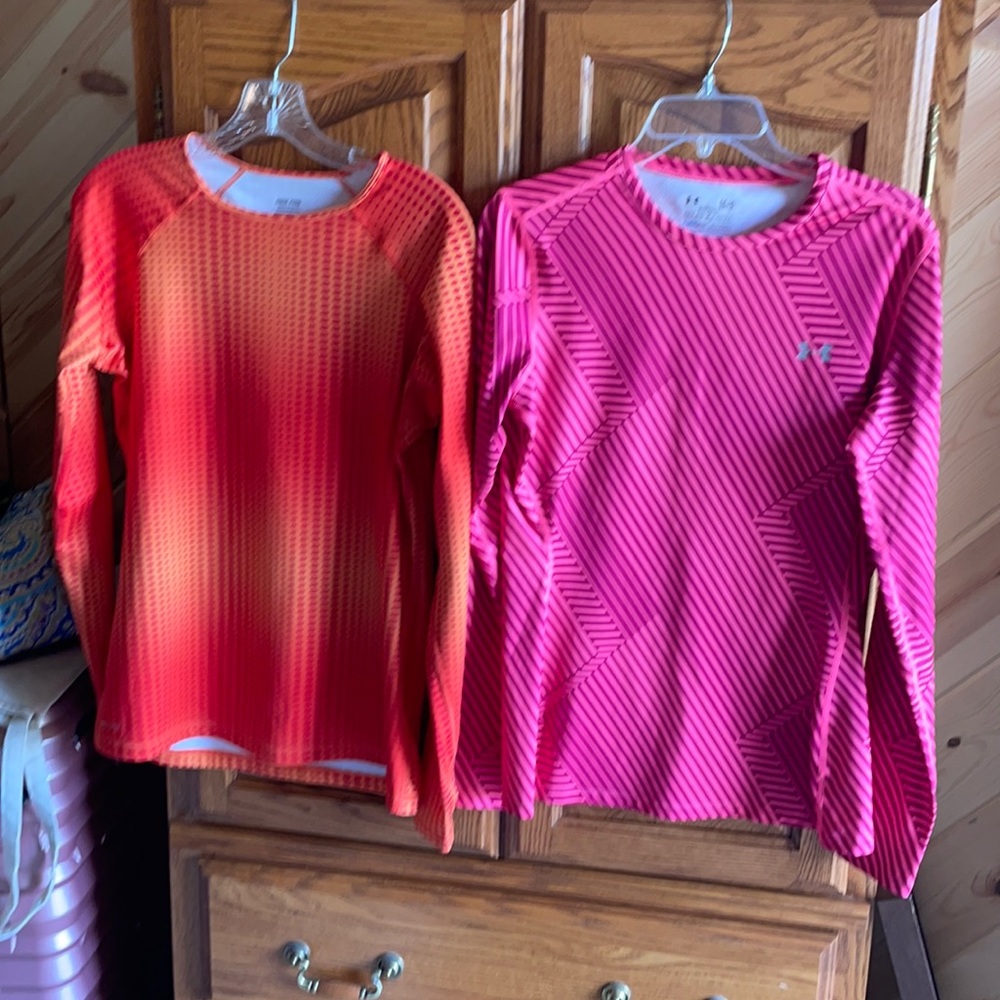 Bundle of 2 fleece lined long sleeve workout tops